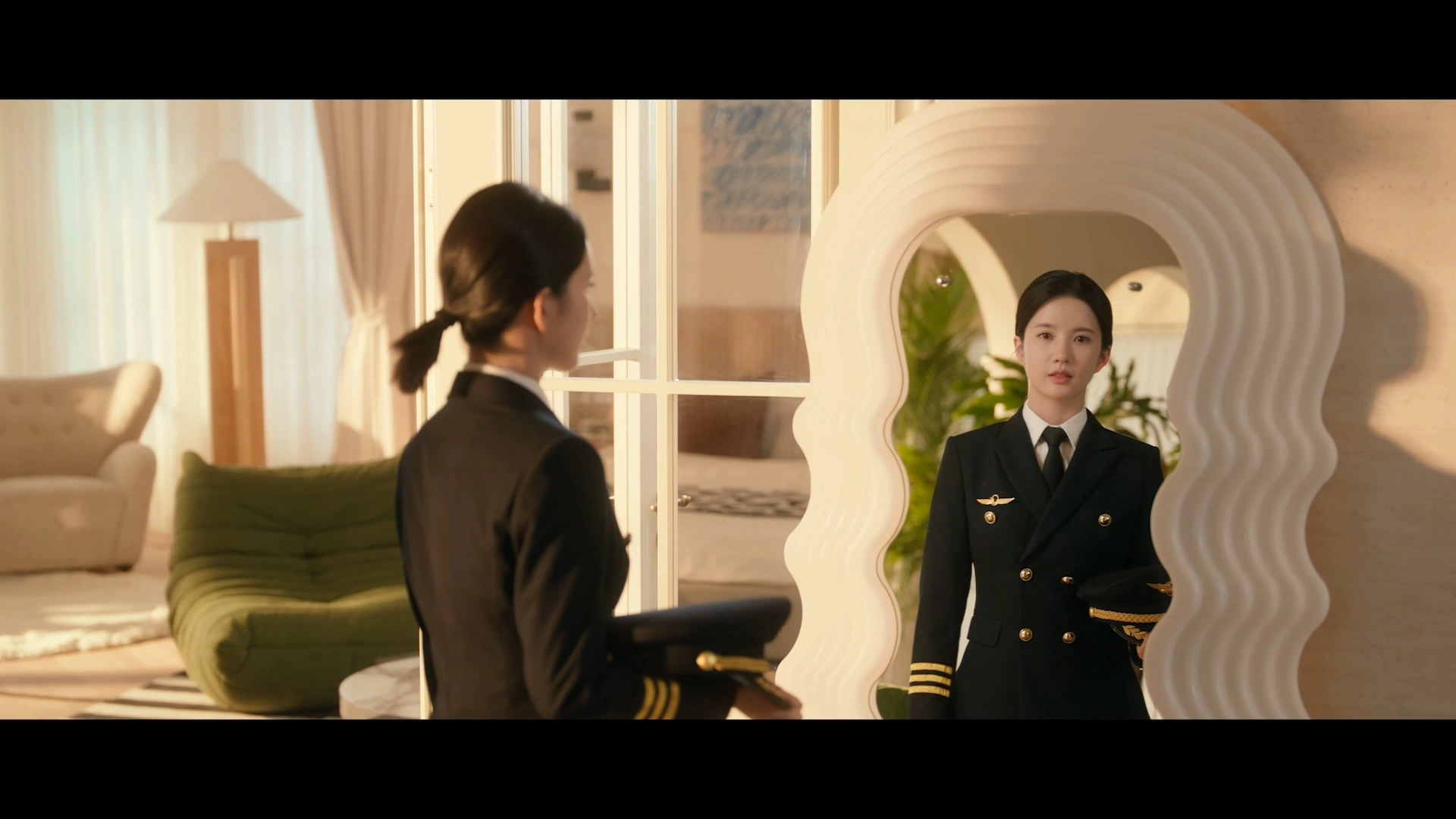 Review Bay Vào Tim Anh (Blossom Through the Cloud) tập 5-6: Nguyễn Tư Nhàn khẳng định bản thân trước Phó Minh Dữ