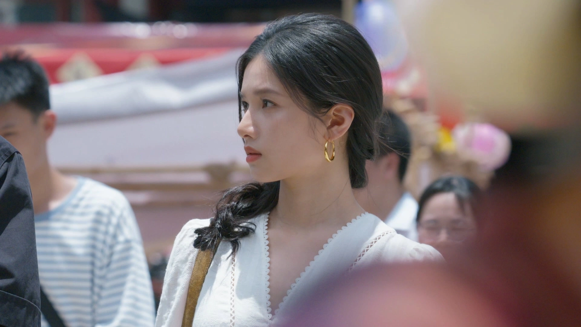 Chó Hoang Và Xương - 347057