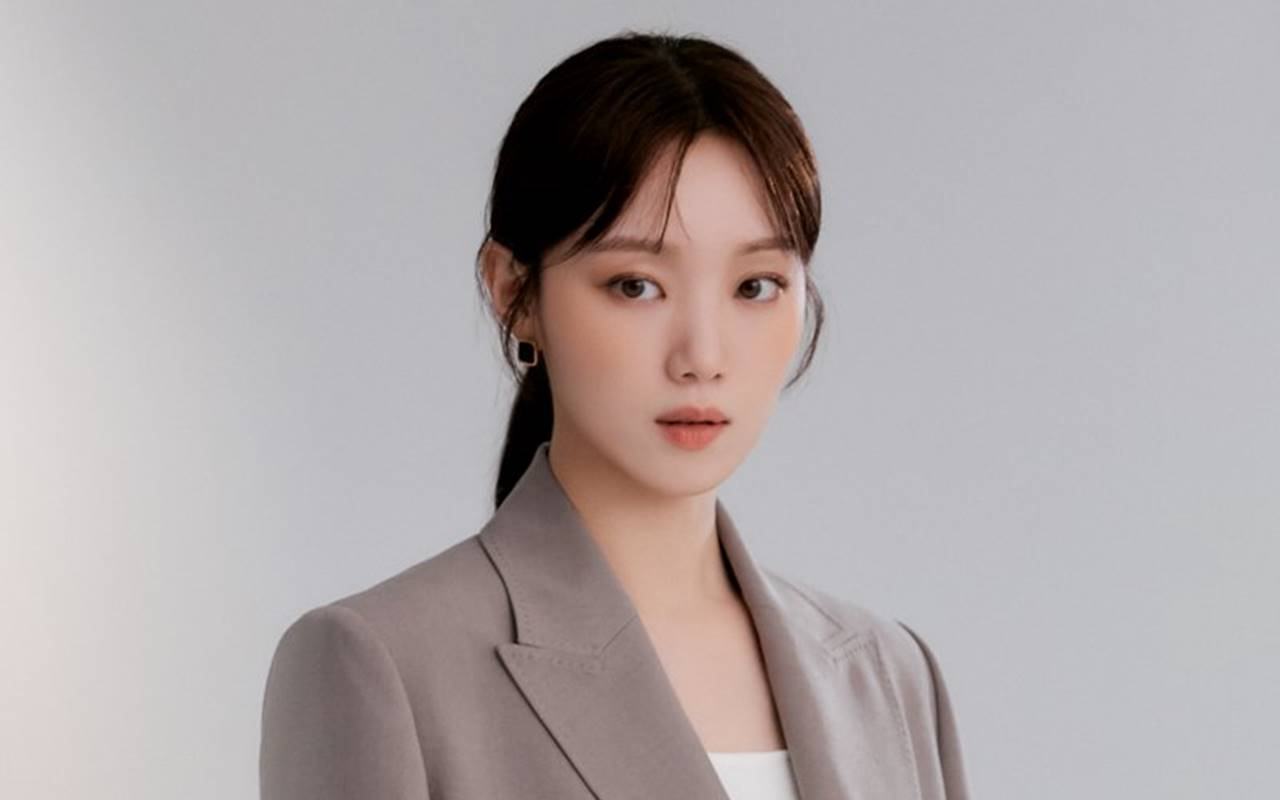 Lee Sung Kyung: "Tiên nữ cử tạ" và hành trình chinh phục màn ảnh